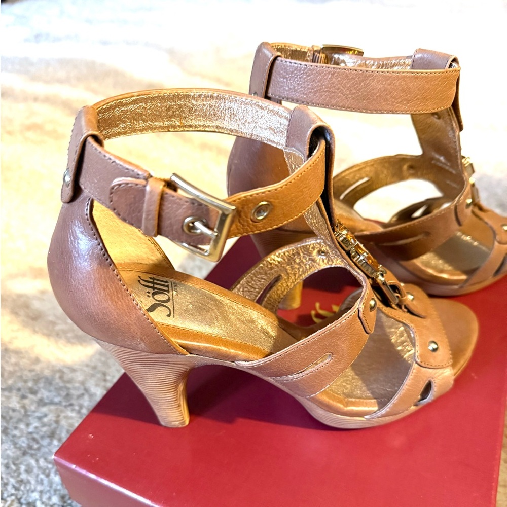 Sofft Cesena Sandals Heels Brown Twine Tan 9.5 M Leather Gold Jewels
